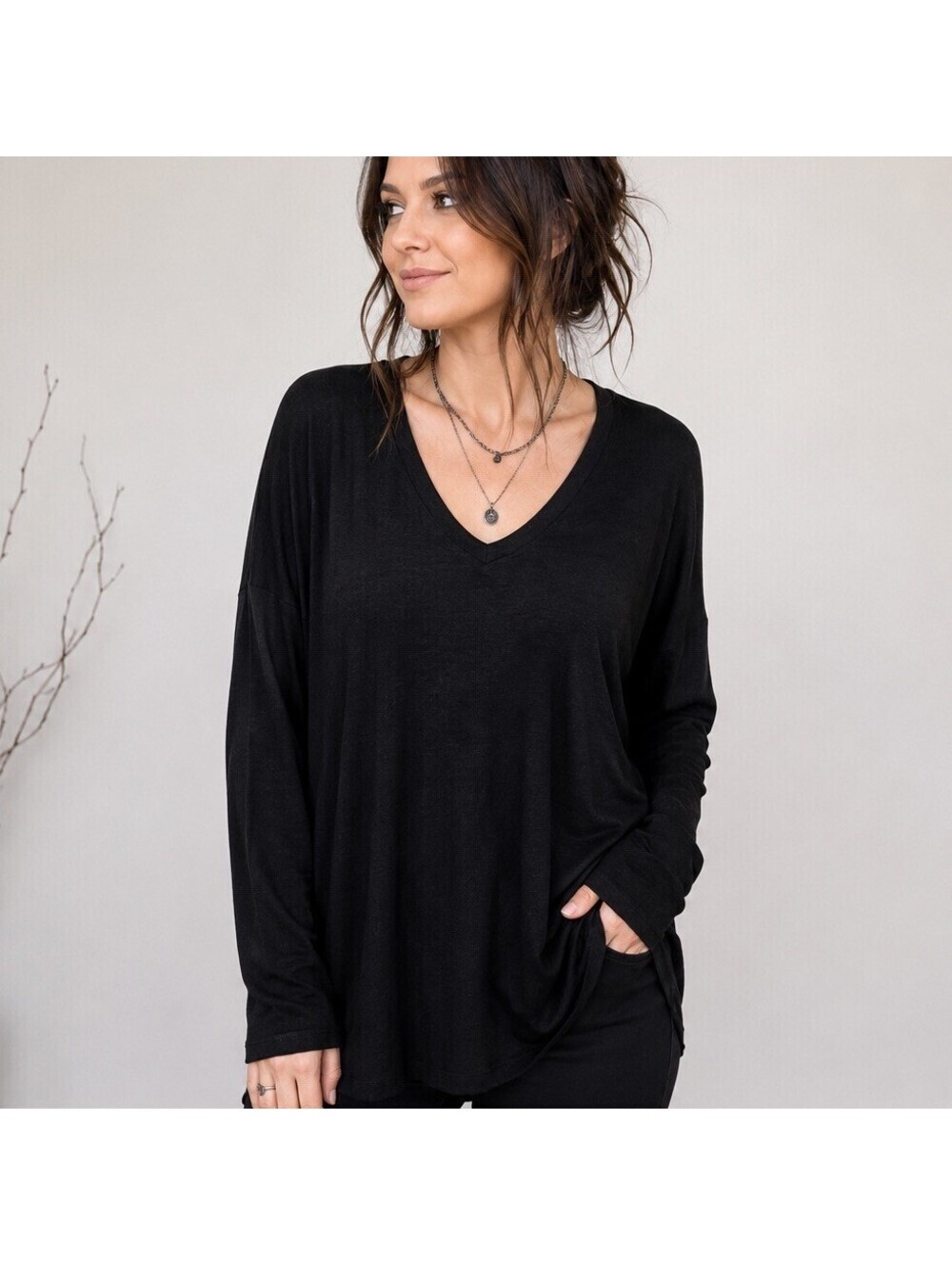 CaBi Black Tunic Blouse Women’s XS V-Neck Long Sleeve Minimalist Lagenlook Goth